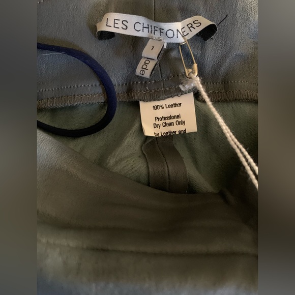 🚫 SOLD Les Chiffoniers Grey Leather pants w/ Blue Velvet Trim - Picture 4 of 5